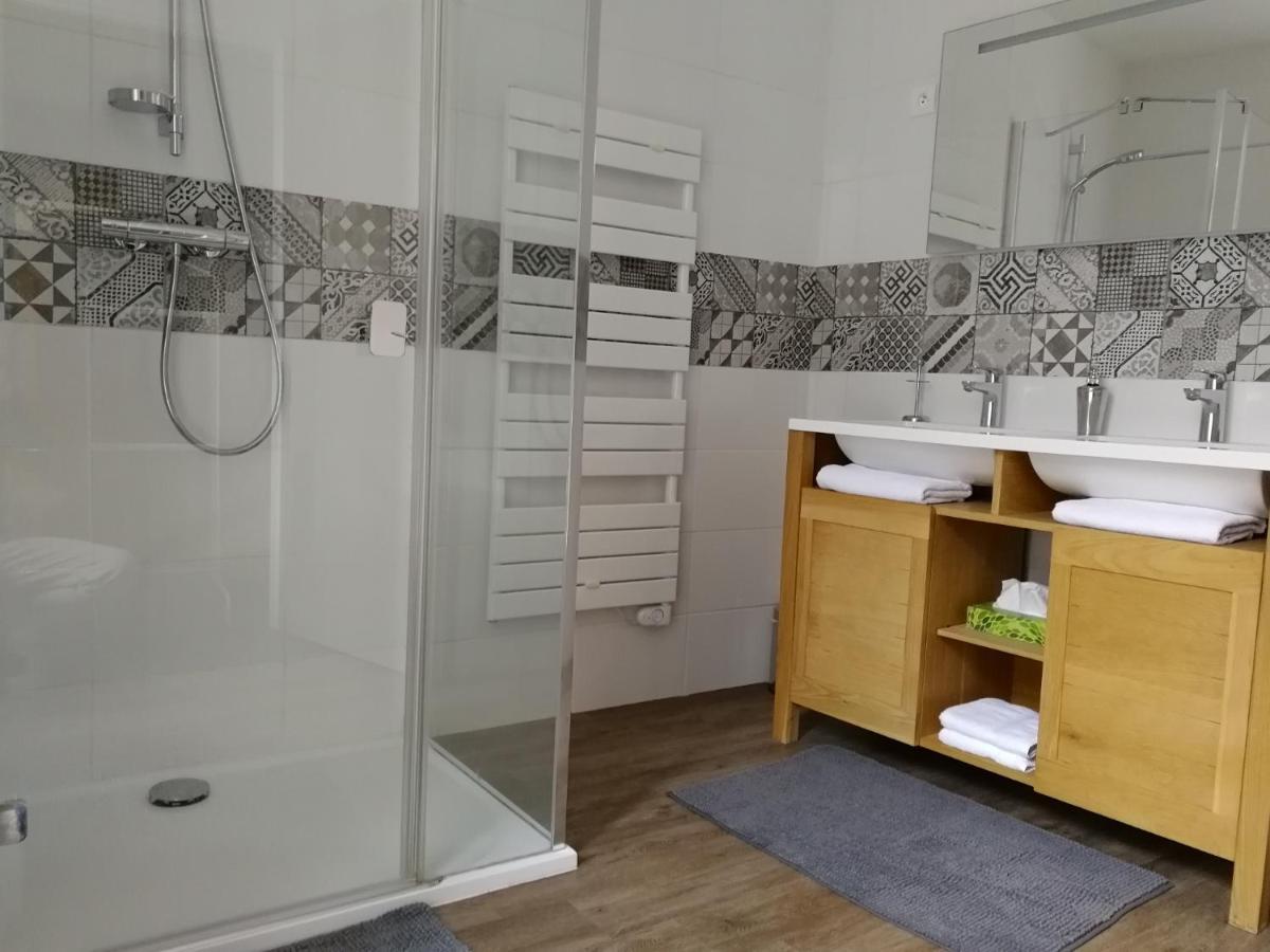 Le P'Tit Relai Bed & Breakfast Montbozon ภายนอก รูปภาพ